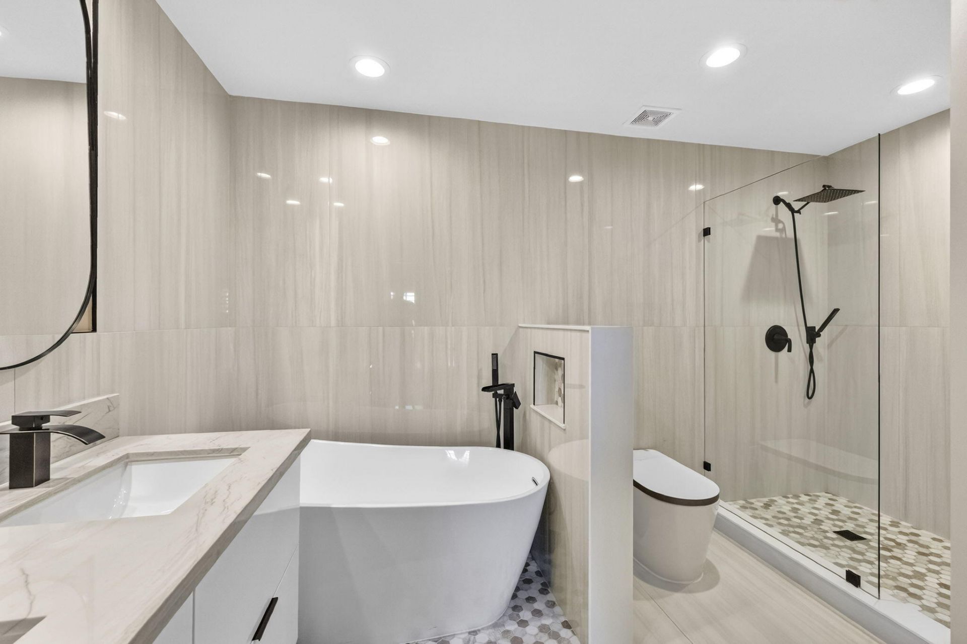 724 SW 1st Avenue, Pompano Beach, FL 33060 Photo