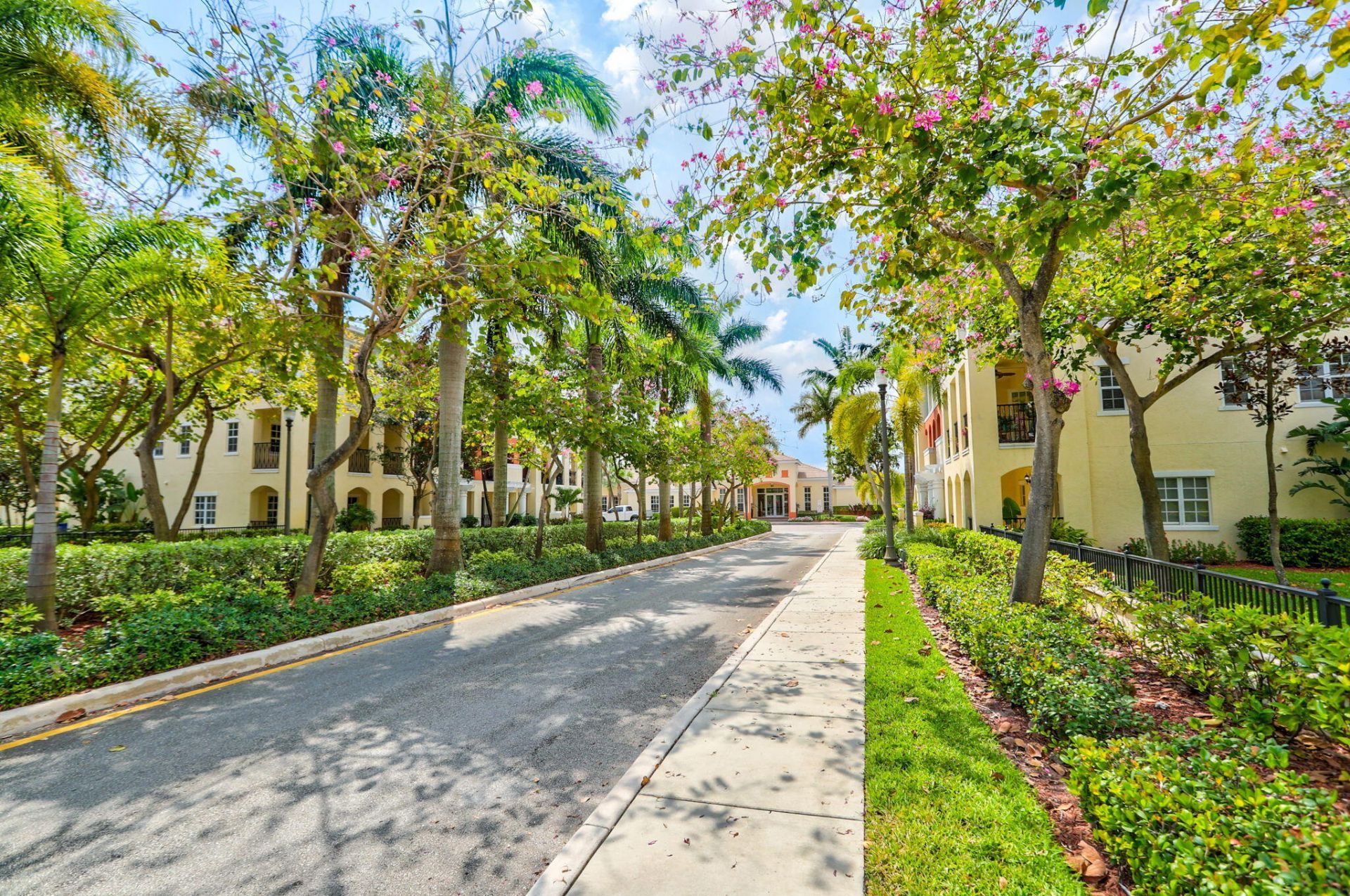 724 SW 1st Avenue, Pompano Beach, FL 33060 Photo