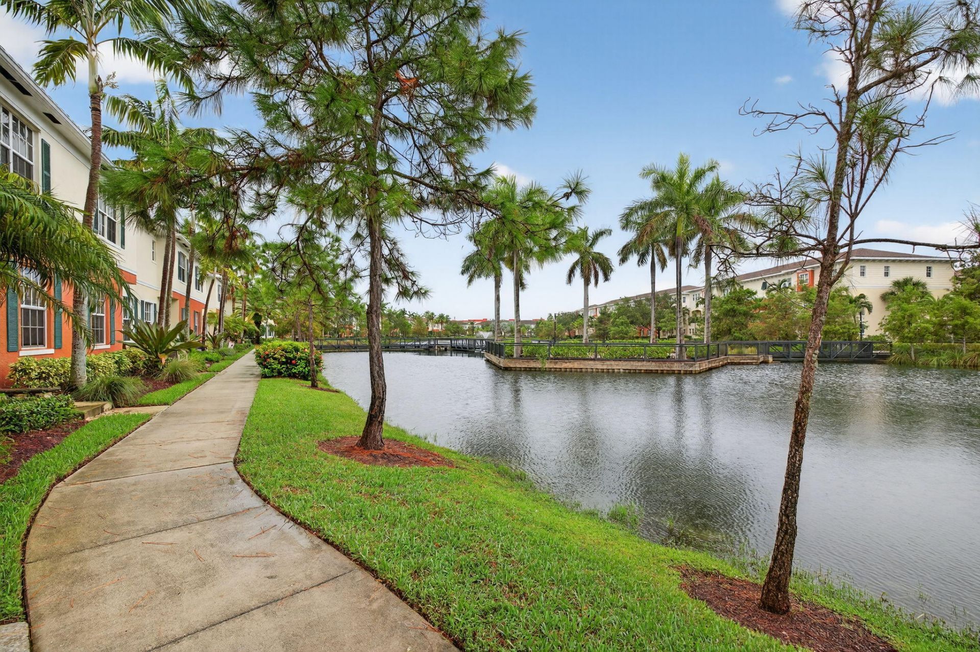 724 SW 1st Avenue, Pompano Beach, FL 33060 Photo