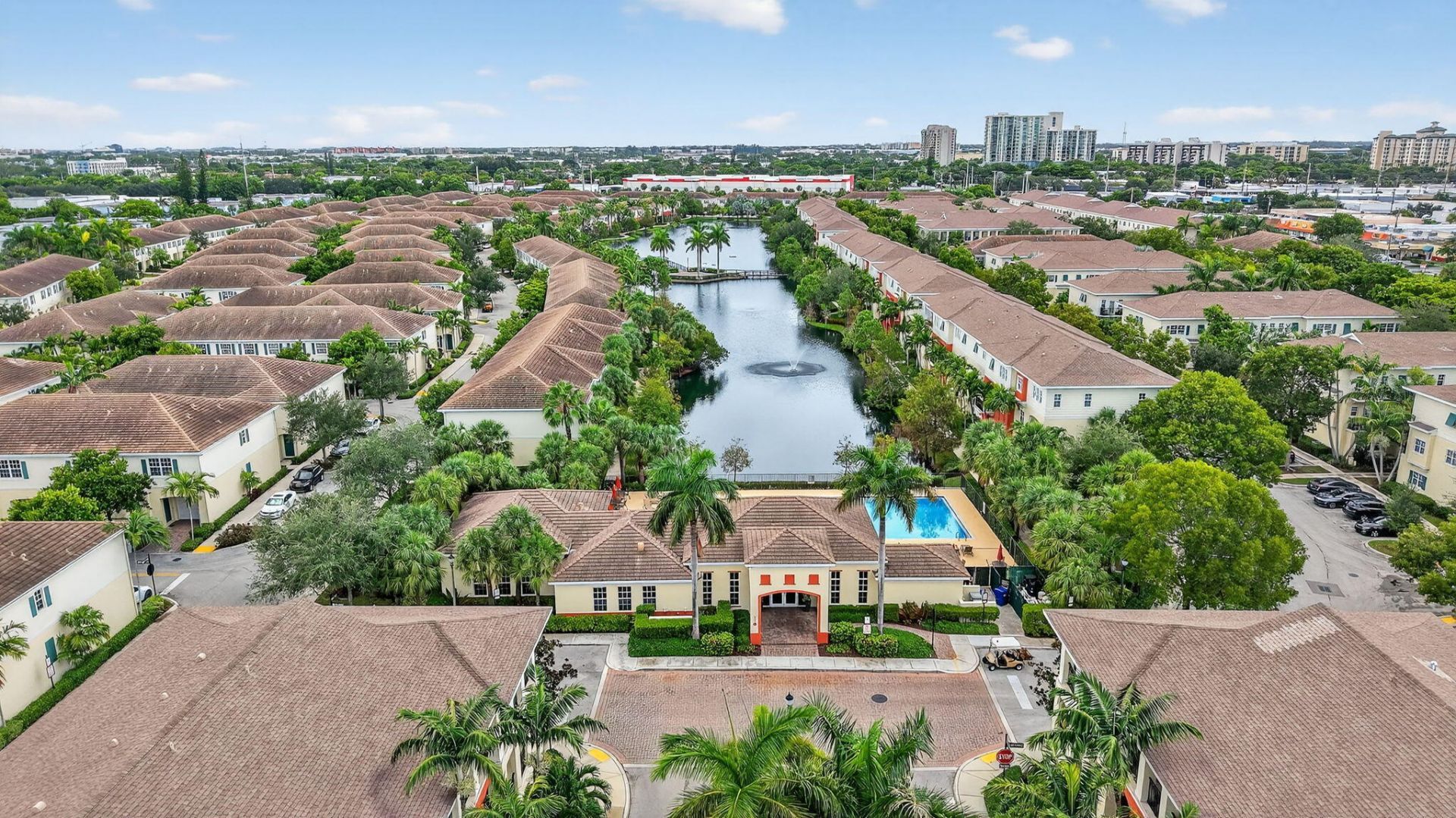 724 SW 1st Avenue, Pompano Beach, FL 33060 Photo