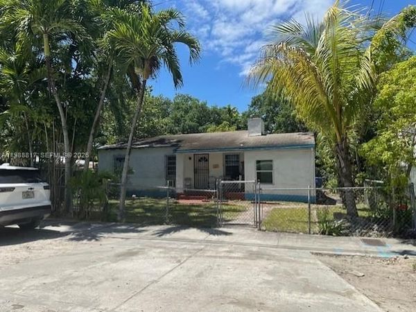 8250 NE 4th Ave, Miami, FL 33138