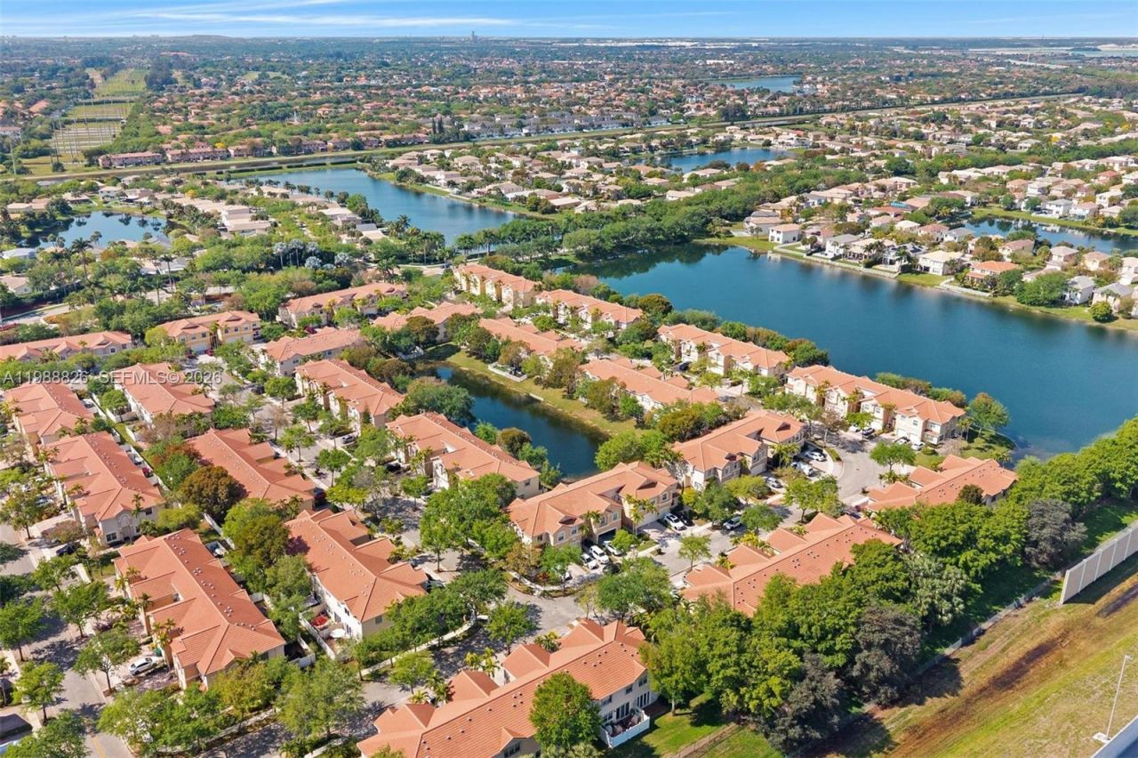 12471 SW 42nd St , Miramar, FL 33027 Photo