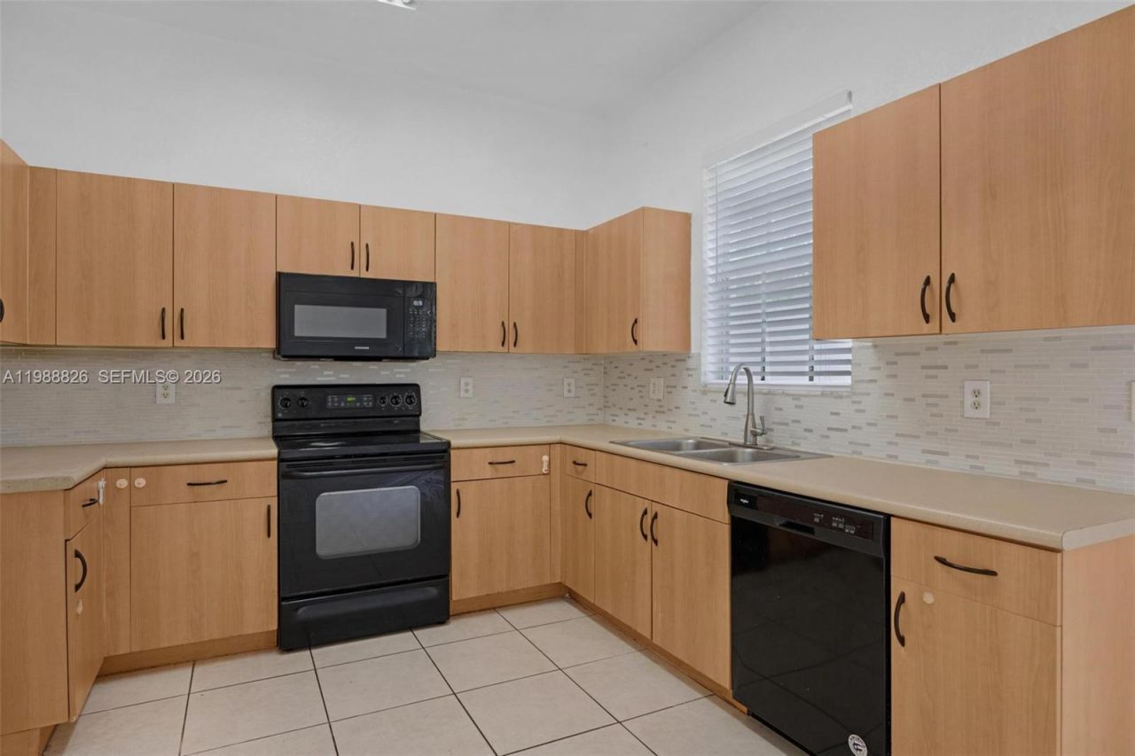 12471 SW 42nd St , Miramar, FL 33027 Photo