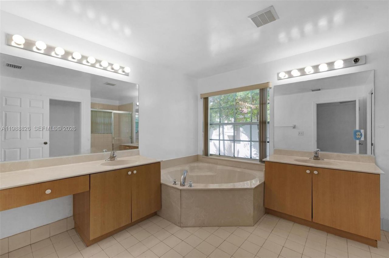 12471 SW 42nd St , Miramar, FL 33027 Photo