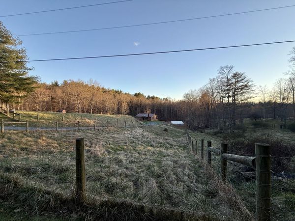 344 Squirrel Ridge Rd, Caldwell, WV 24925