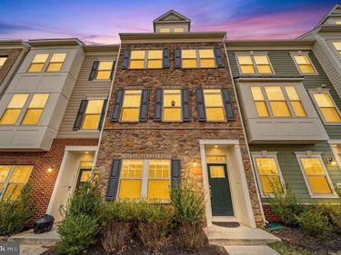 9309 BARNES LOOP, MANASSAS, VA 20110