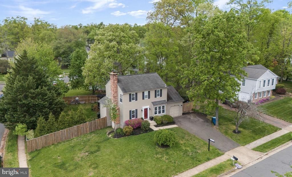 4534 Samuels Pine Road, Chantilly, VA 20151 Main Photo
