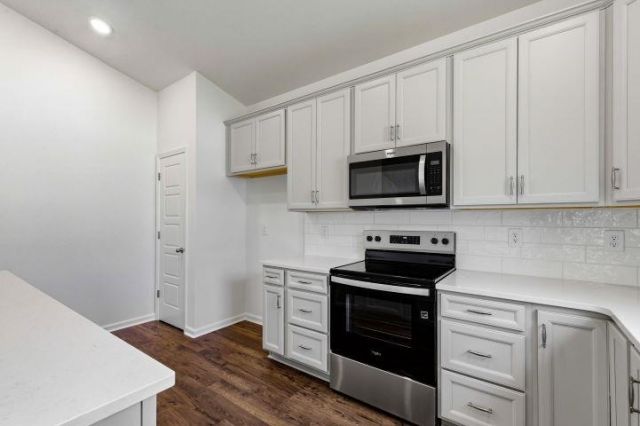 6036 Harness Ct. Photo 13