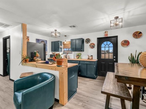 344 Hillcroft Drive, Weatherford, TX 76087