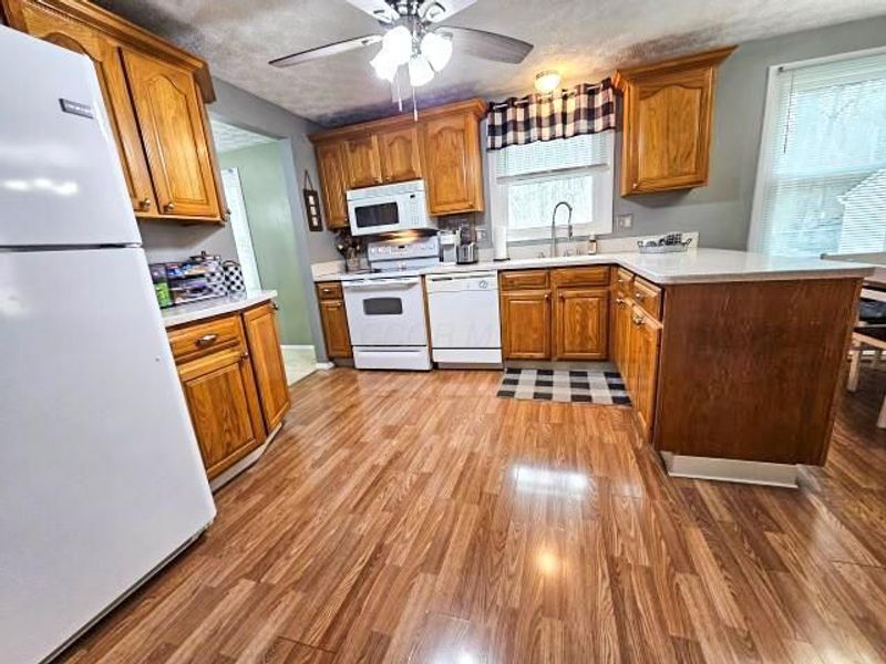 424 Sycamore Drive, Pickerington, OH 43147 Photo 10