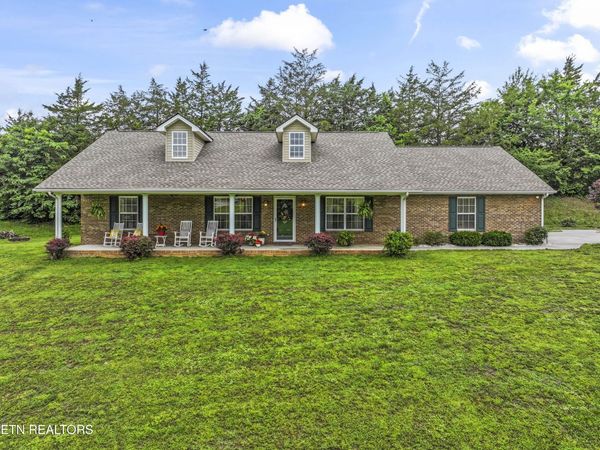 639 Gateway Lane, Seymour, TN 37865