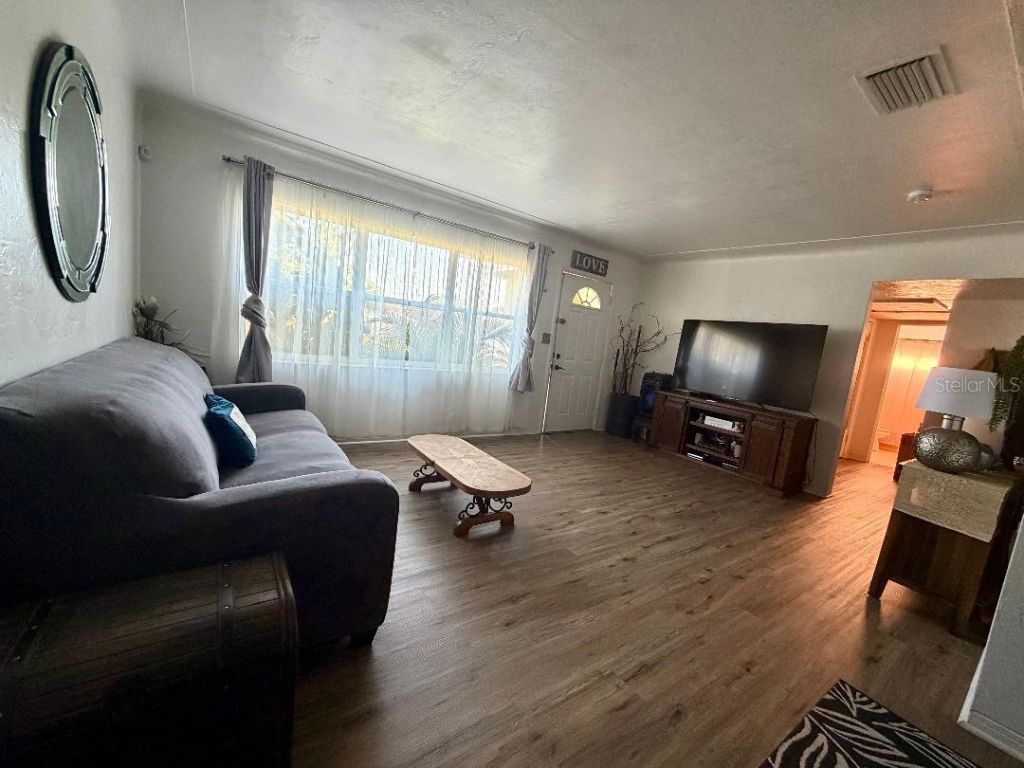 3624 Abington Avenue S, Saint Petersburg, FL 33711 Photo