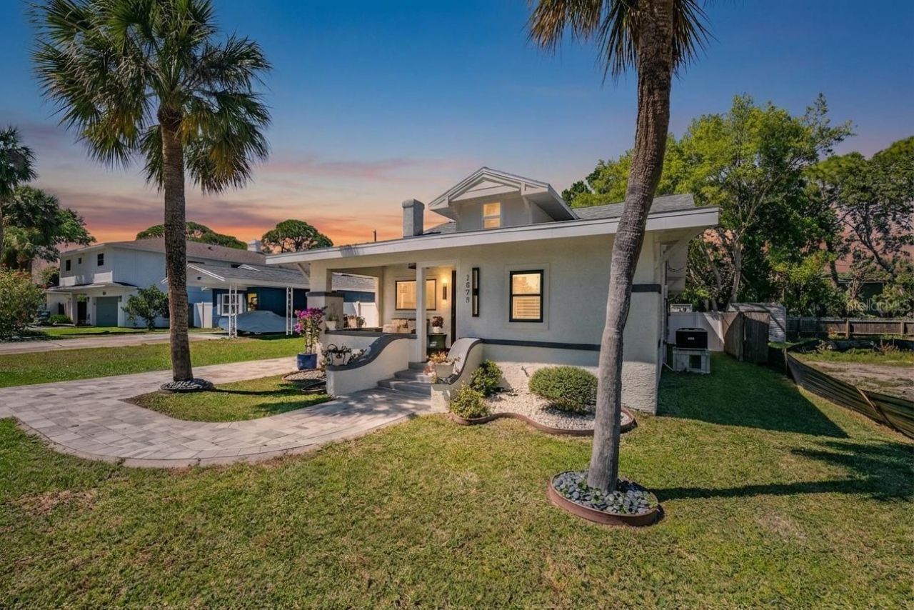 1875 Michigan Avenue Ne, Saint Petersburg, FL 33703 Photo