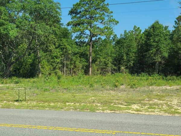 0000 Country Club Boulevard , Chipley, FL 32428