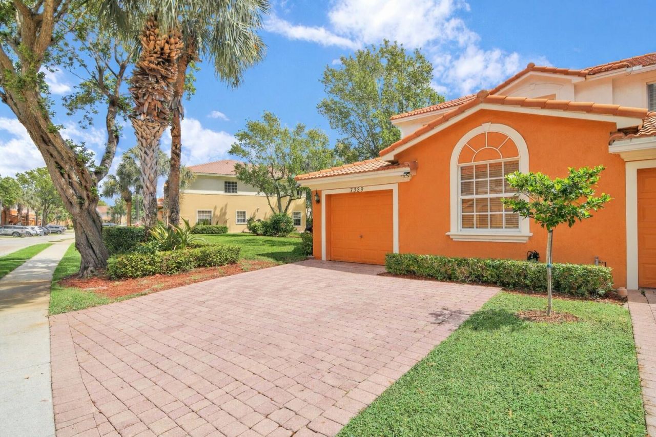 7329 Briella Drive, Boynton Beach, FL 33437 Photo
