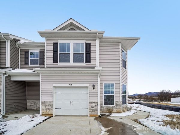 320 Lagoon Road , Fletcher, NC 28732