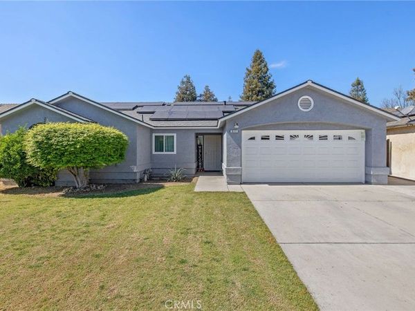 517 Tucker Avenue, Sanger, CA 93657