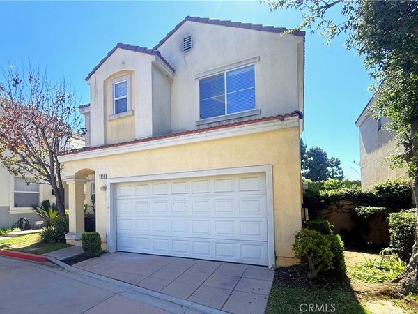1816 Saint Louis Avenue, Signal Hill, CA 90755