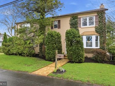 1607 FORREST AVENUE, FEASTERVILLE TREVOSE, PA 19053