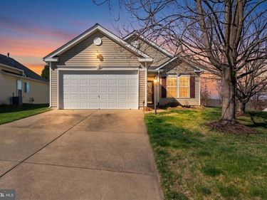 16441 SPARKLING BROOK LOOP, DUMFRIES, VA 22025