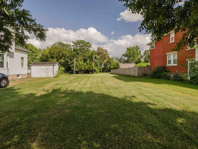 711 Rawson Avenue, Fremont, OH 43420 Photo 3