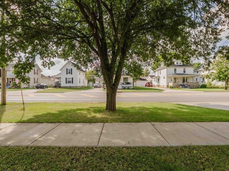 711 Rawson Avenue, Fremont, OH 43420 Photo 7