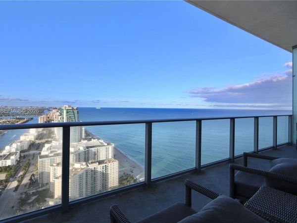 4111 S Ocean Dr, Unit UPH8, Hollywood, FL 33019