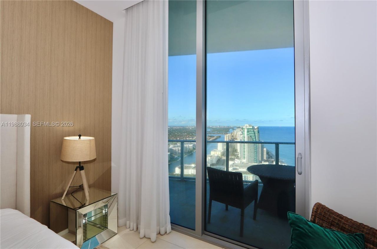 4111 S Ocean Dr, Unit UPH8, Hollywood, FL 33019 Photo