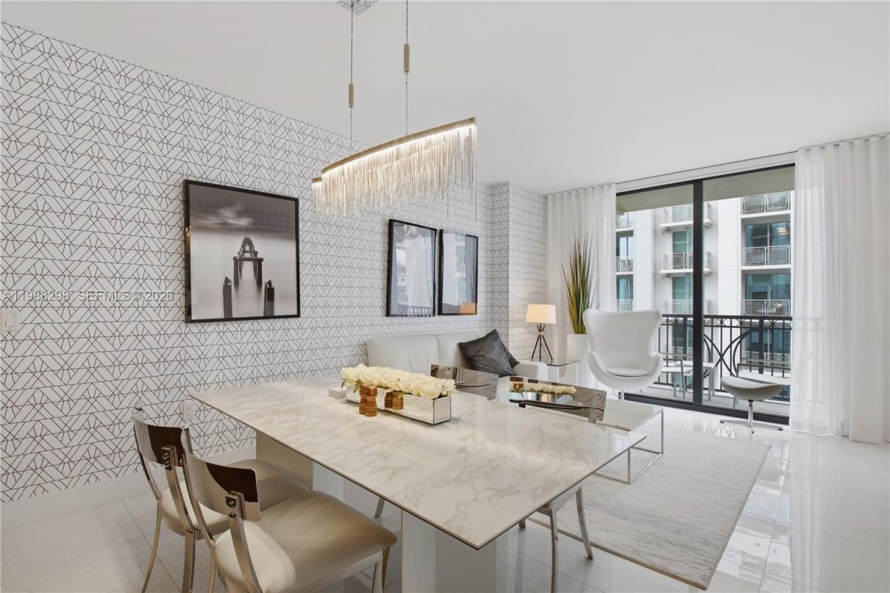 301 Altara Ave, Unit 603, Coral Gables, FL 33146 Photo