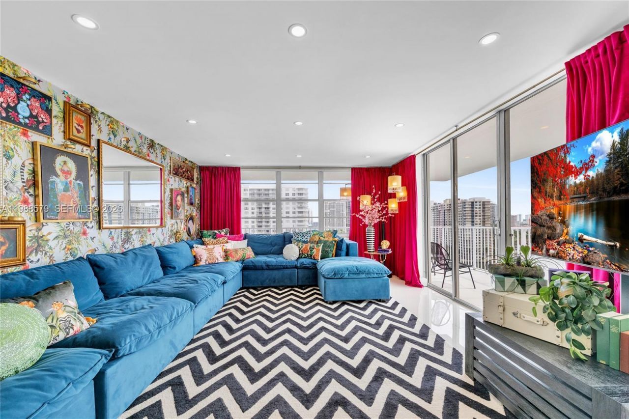 2801 NE 183rd St , Unit 1516W, Aventura, FL 33160 Photo