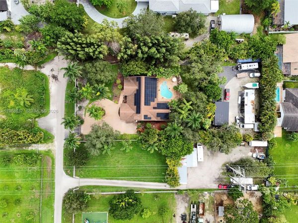 15720 SW 56th St , Southwest Ranches, FL 33331