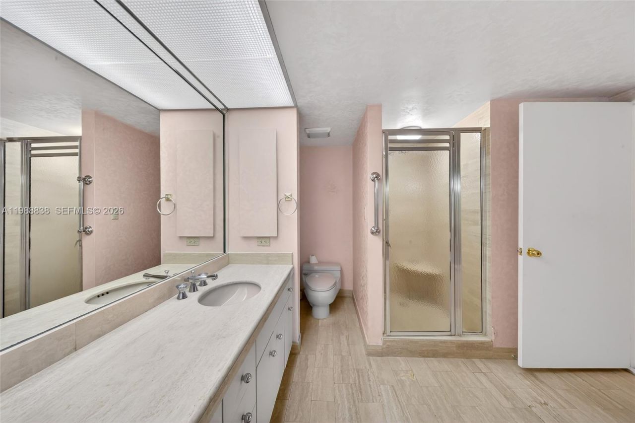 19667 Turnberry Way , Unit 6A, Aventura, FL 33180 Photo