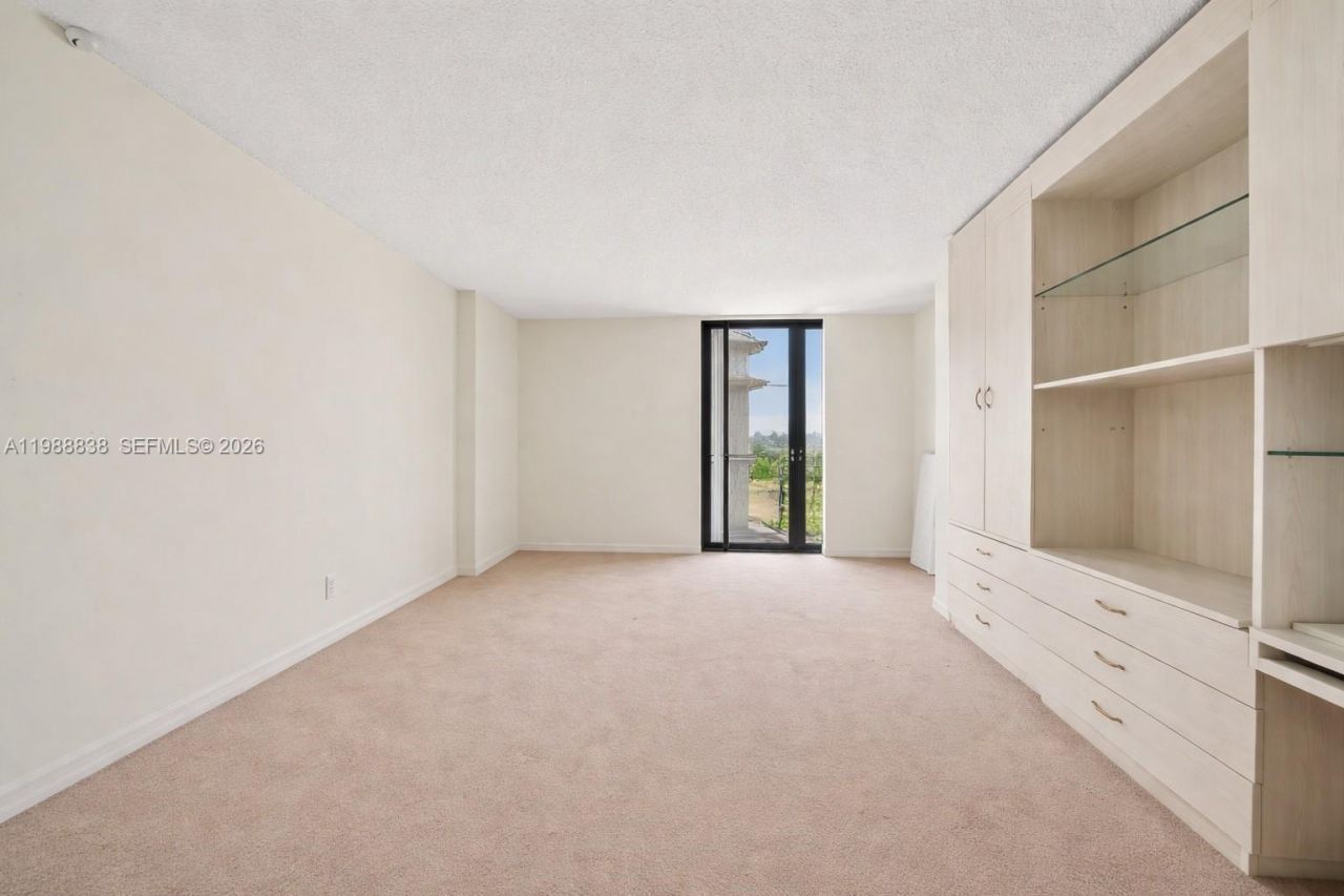 19667 Turnberry Way , Unit 6A, Aventura, FL 33180 Photo