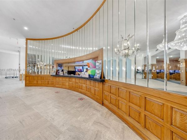 5445 Collins Ave , Unit CU14, Miami Beach, FL 33140