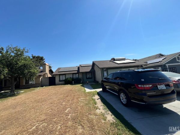 5500 Post Street, Bakersfield, CA 93307