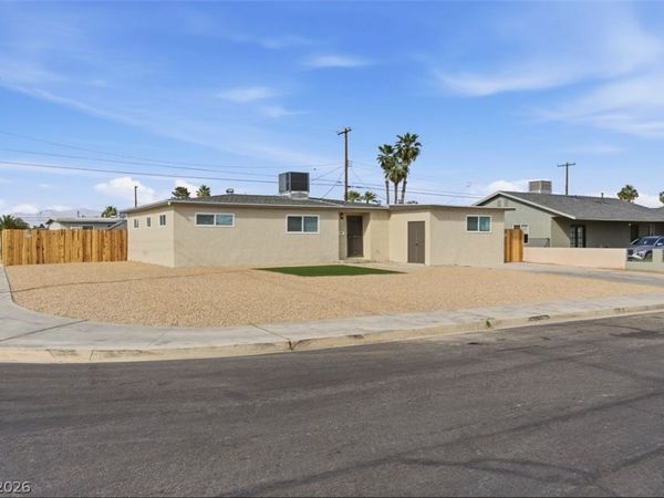 5912 Idle Avenue, Las Vegas, NV 89107