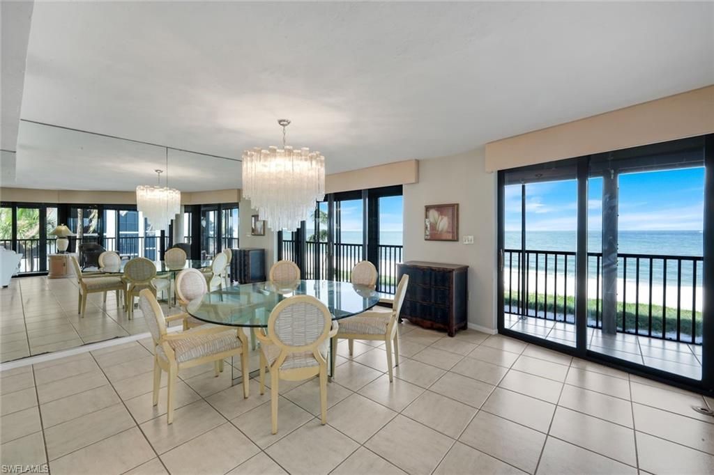 9653 Gulf Shore Dr, Unit 303, Naples, FL 34108 Photo