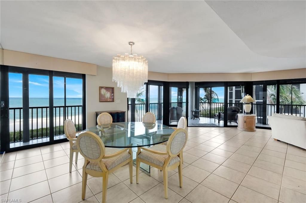 9653 Gulf Shore Dr, Unit 303, Naples, FL 34108 Photo