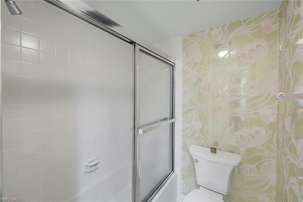 9653 Gulf Shore Dr, Unit 303, Naples, FL 34108 Photo