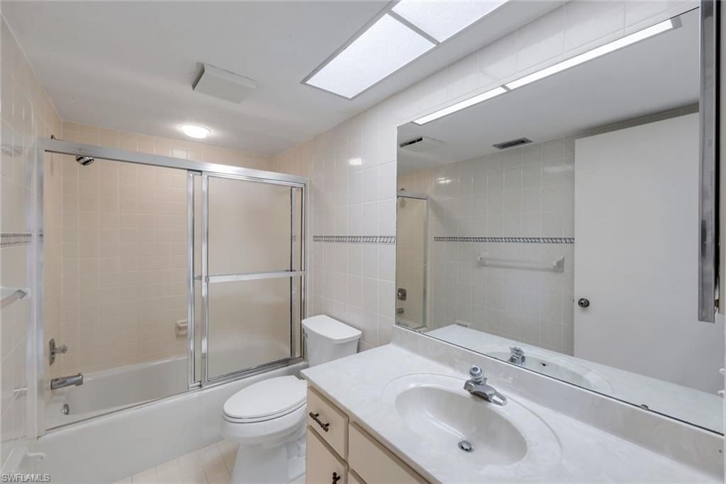 9653 Gulf Shore Dr, Unit 303, Naples, FL 34108 Photo