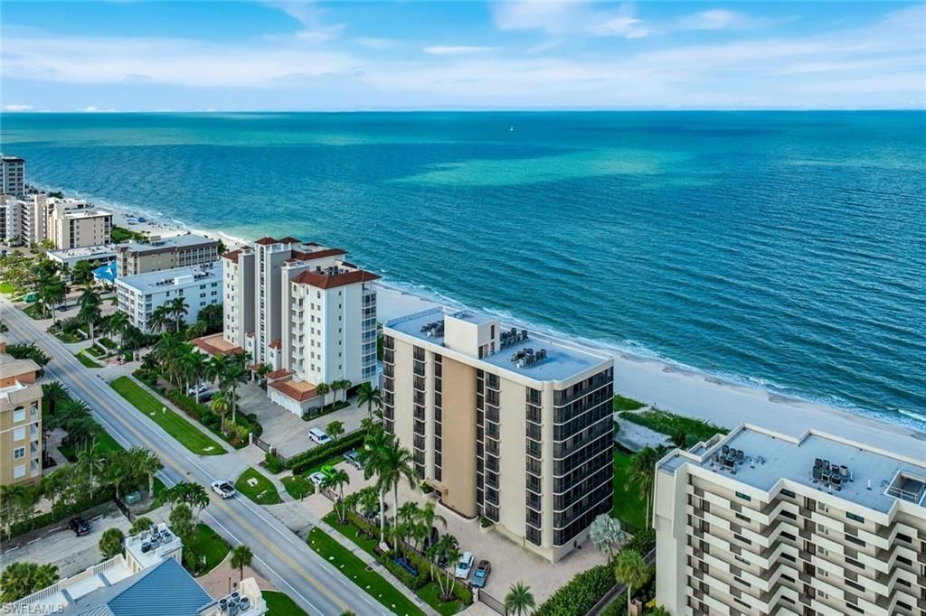 9653 Gulf Shore Dr, Unit 303, Naples, FL 34108 Photo
