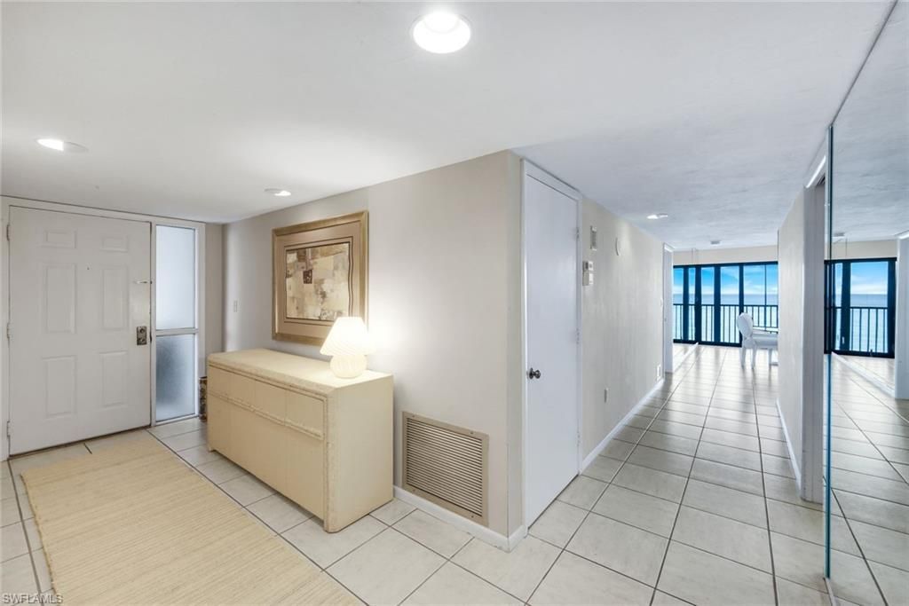 9653 Gulf Shore Dr, Unit 303, Naples, FL 34108 Photo