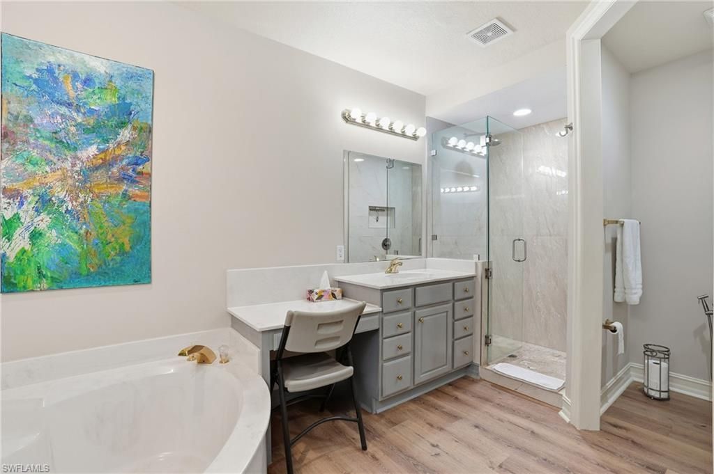 4964 Westchester Ct , Unit 4102, Naples, FL 34105 Photo