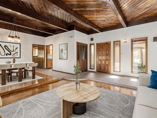 2315 Madre Drive NE, Albuquerque, NM 87112