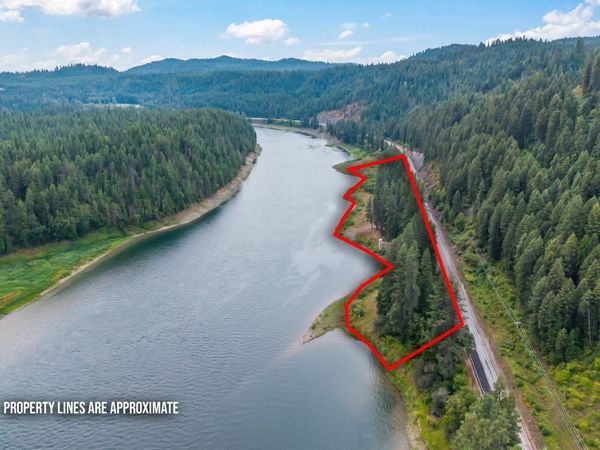 NKA Highway 31 Hwy, Metaline, WA 99152