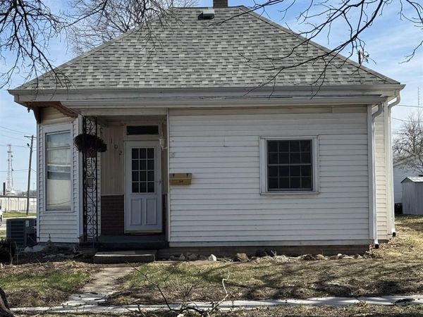 102 Ballard Street, West Burlington, IA 52655