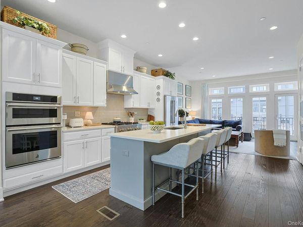 206 Legend Drive, Sleepy Hollow, NY 10591