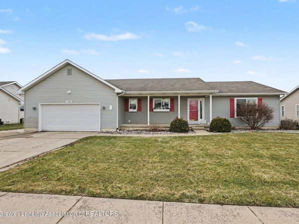 1103 Kelcrasta Drive, St. Johns, MI 48879