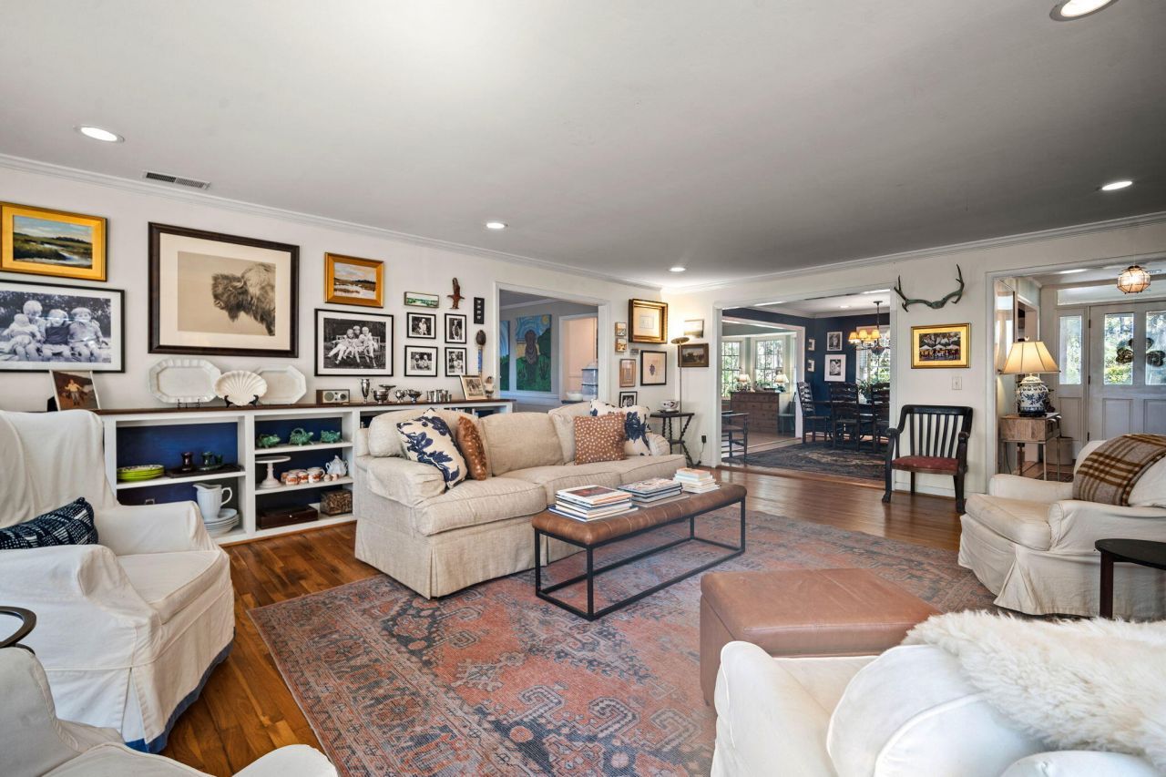 115 S Hermitage Road Photo 12