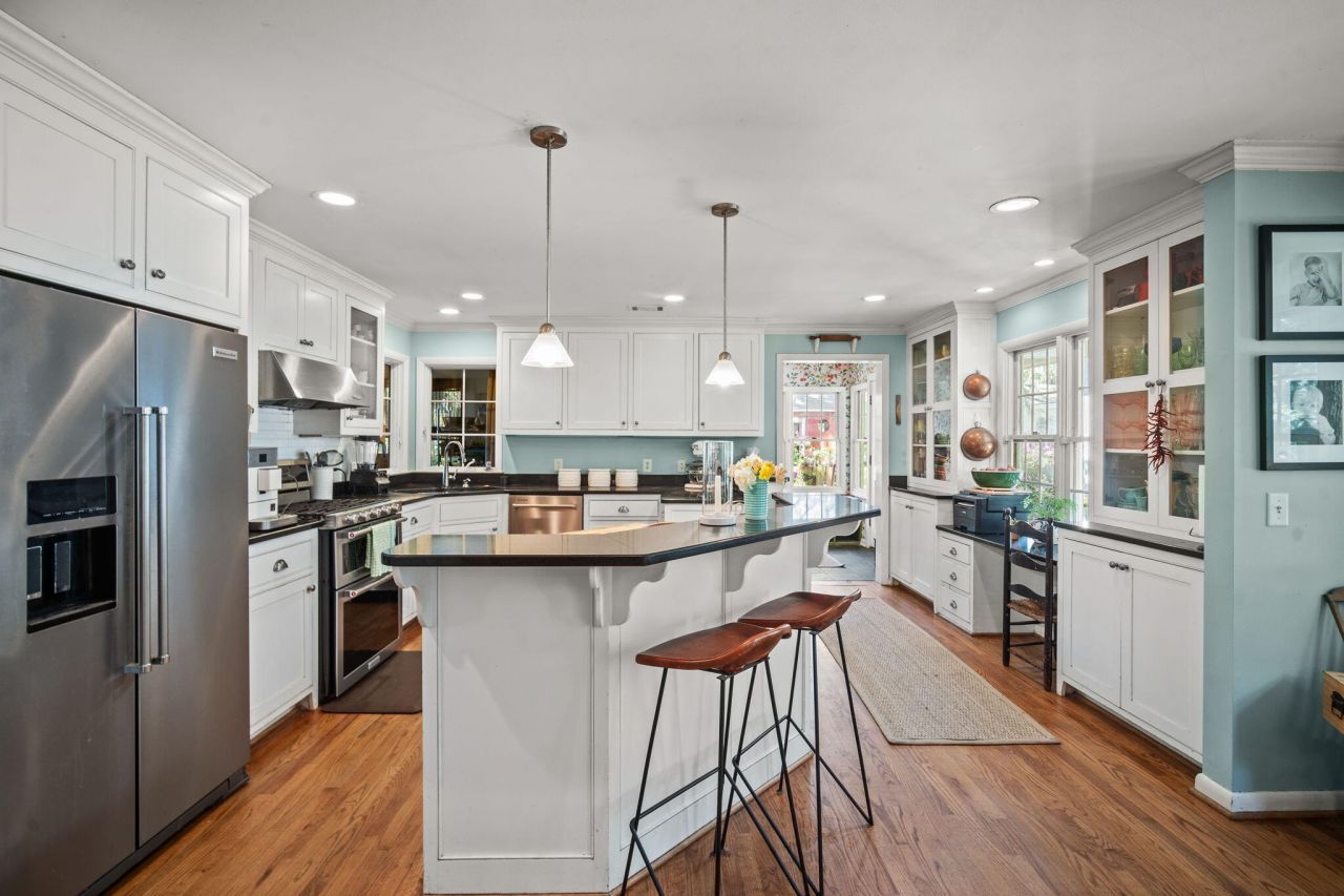 115 S Hermitage Road Photo 18